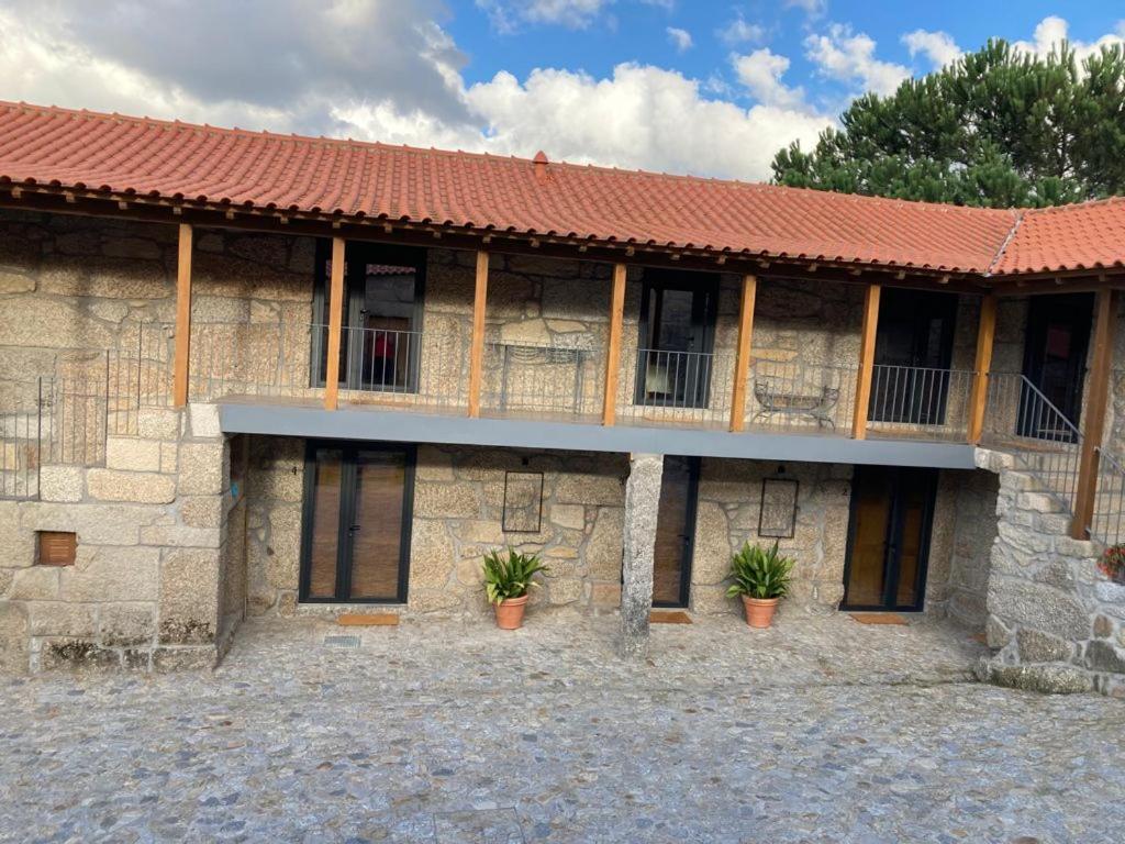 Quinta Do Pinheiro Villa Guimarães Exterior photo