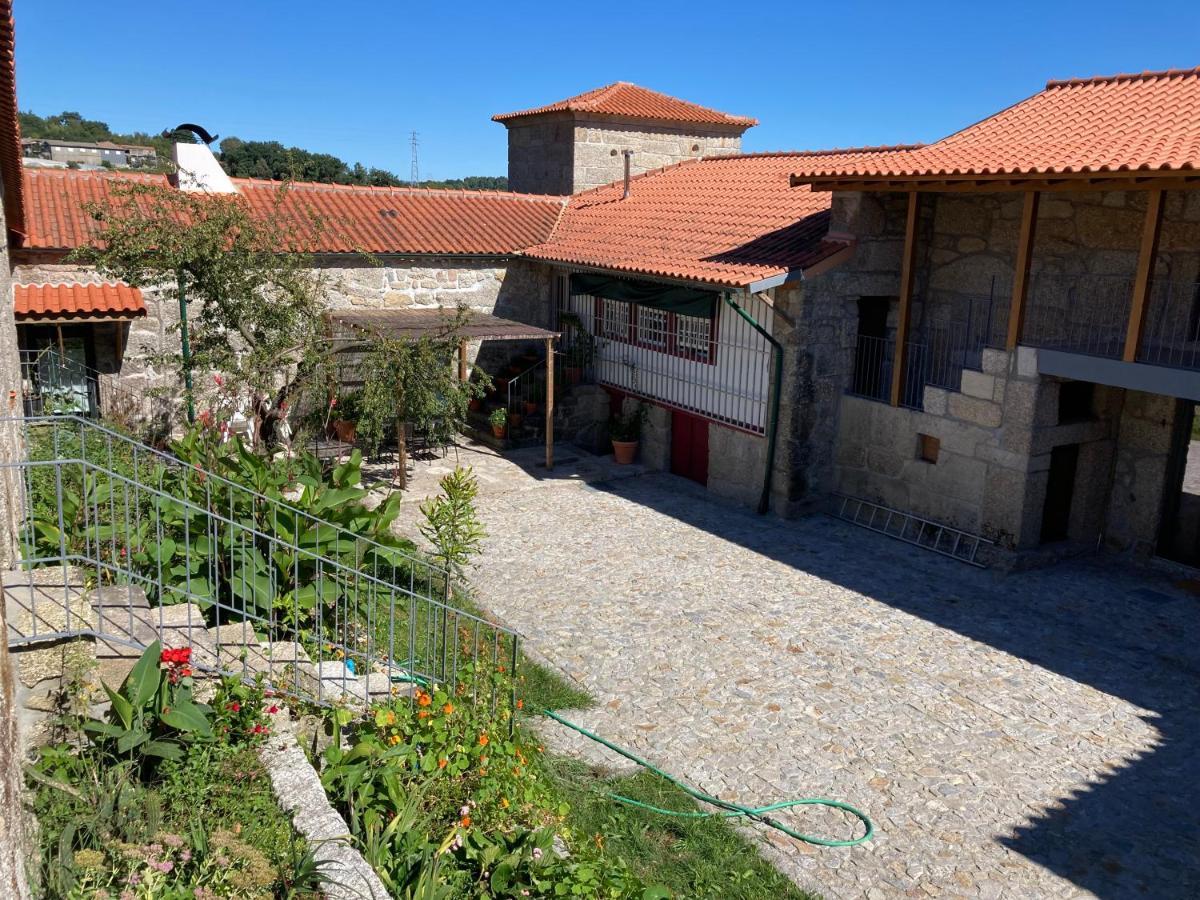 Quinta Do Pinheiro Villa Guimarães Exterior photo